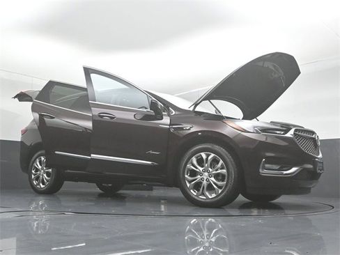 Used 2021 Buick Enclave Avenir w/ Avenir Technology Package image 55