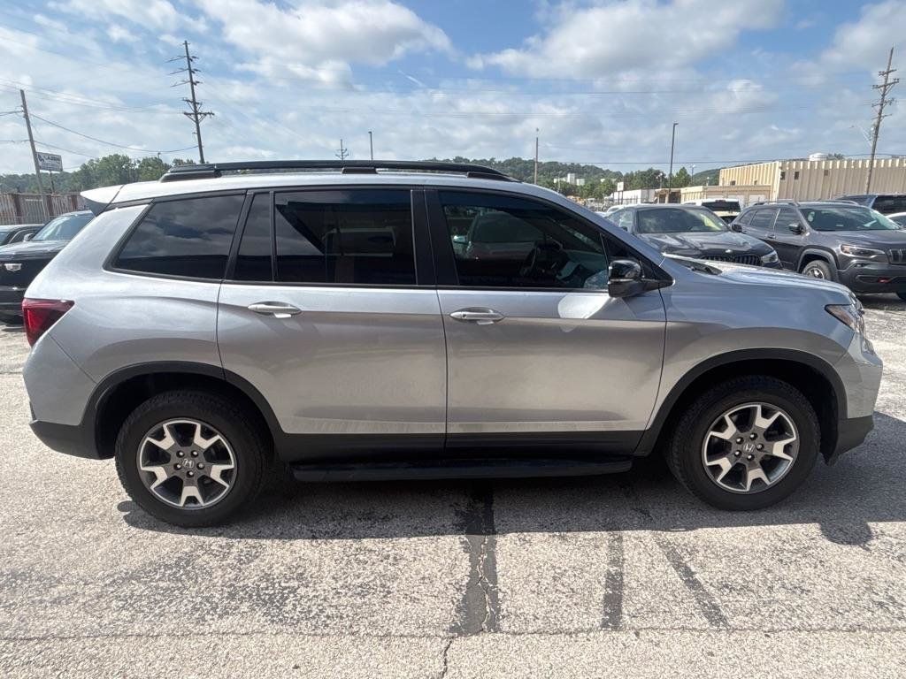 Used 2023 Honda Passport TrailSport image 7