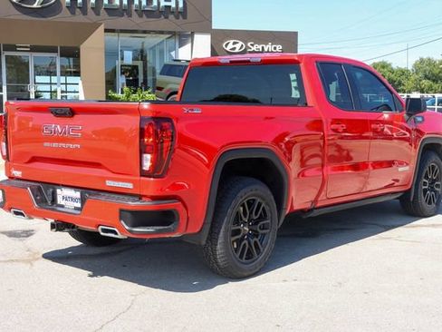 Used 2023 GMC Sierra 1500 Elevation w/ X31 Off-Road Package AWD/4WD image 3