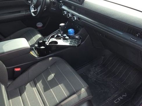 Used 2025 Honda CR-V Sport image 36