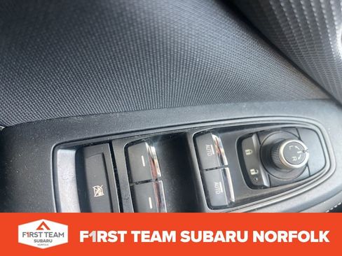 Used 2020 Subaru Forester Premium image 24