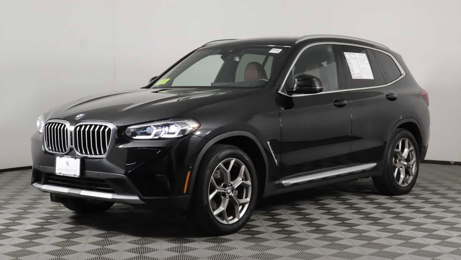 Used 2023 BMW X3 xDrive30i w/ Premium Package w/ZPA AWD/4WD image 3