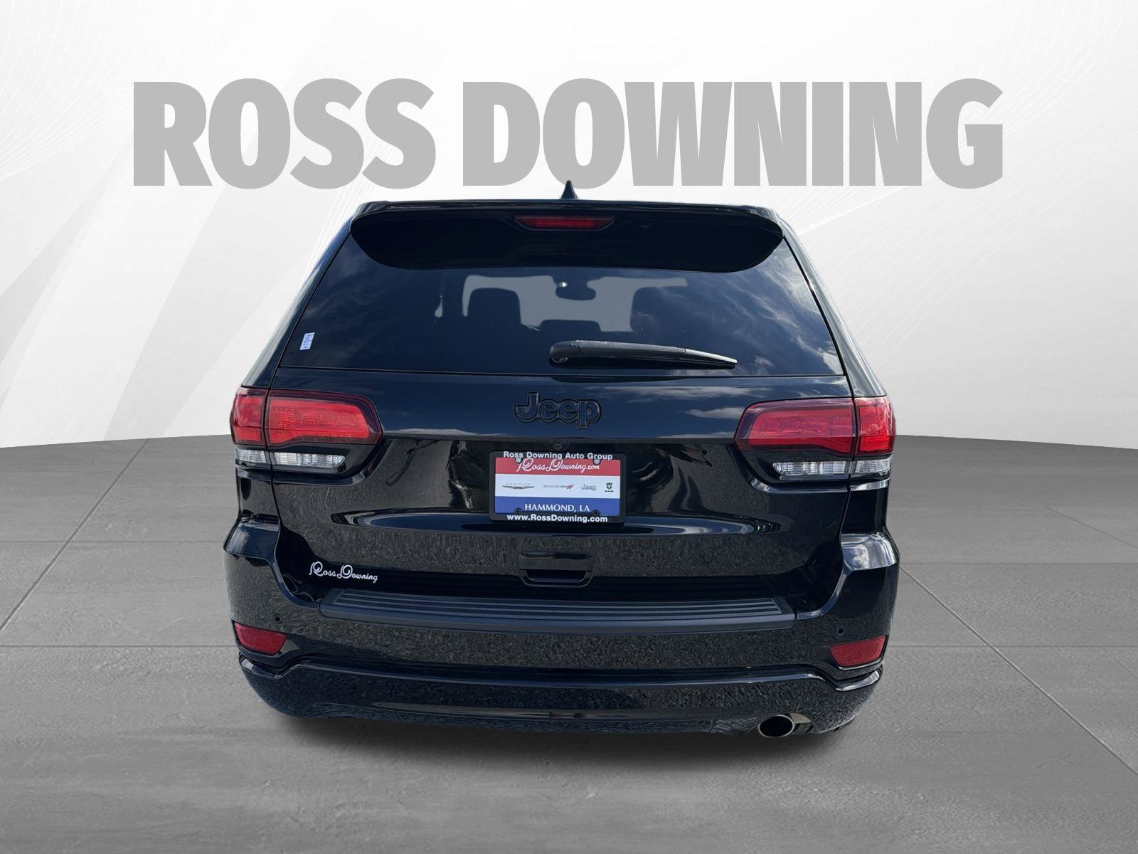 Used 2022 Jeep Grand Cherokee Laredo X RWD image 5