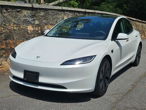 Used 2024 Tesla Model 3 RWD image 14
