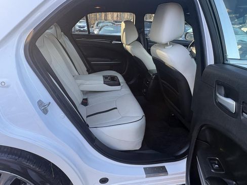 Used 2014 Chrysler 300 Uptown Edition w/ Quick Order Package 22M image 21