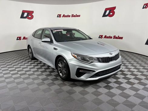 Used 2020 Kia Optima LX FWD image 8