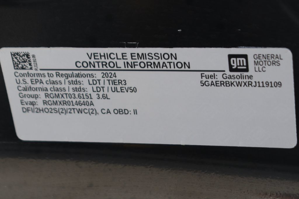 Used 2024 Buick Enclave Essence w/ Sport Touring Edition FWD image 16