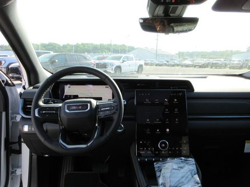 New 2026 GMC Terrain AT4 w/ Convenience Package III AWD/4WD image 14