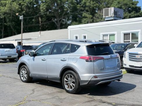 Used 2017 Toyota RAV4 Limited w/ Carpet Mat Package AWD/4WD image 3