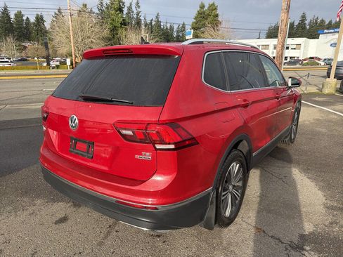 Used 2018 Volkswagen Tiguan SEL image 9
