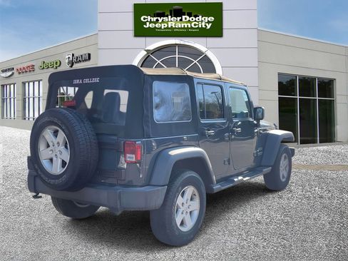 Used 2017 Jeep Wrangler Unlimited Sport w/ Quick Order Package 24S image 6