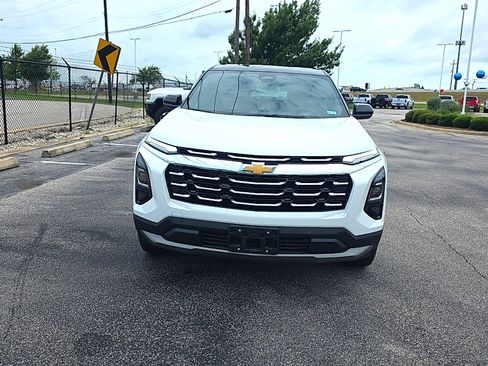 Used 2025 Chevrolet Equinox LT FWD image 6