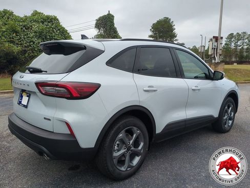 New 2026 Ford Escape ST-Line Select AWD/4WD image 4