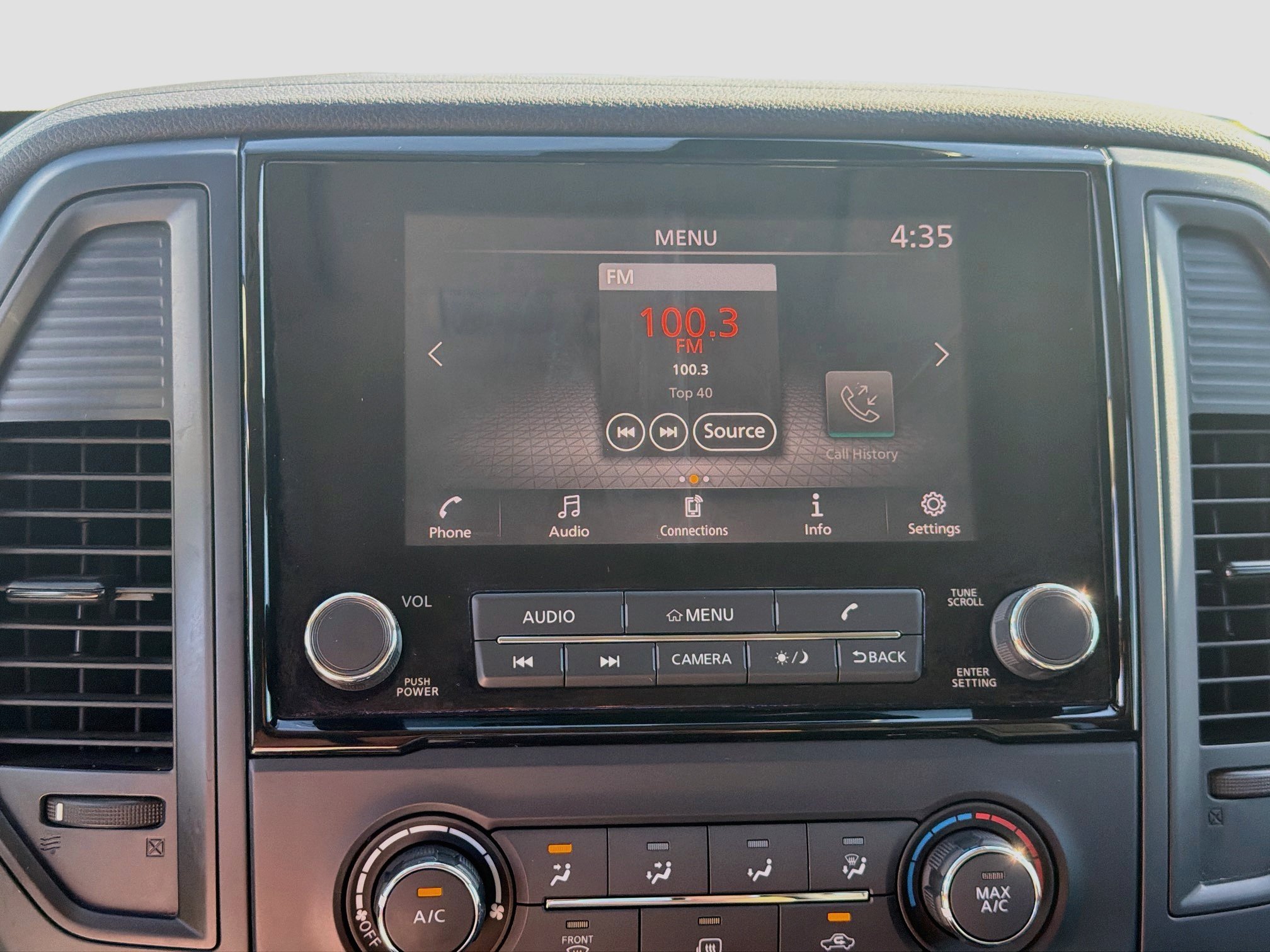 Used 2022 Nissan Titan SV w/ Accessory Utility Package RWD image 14
