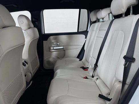 New 2026 Mercedes-Benz GLB 250 image 7
