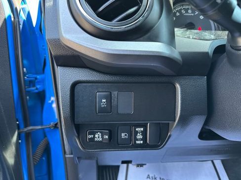 Used 2021 Toyota Tacoma TRD Sport w/ Technology Package RWD image 20