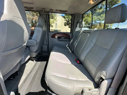 Used 2006 Ford F250 Lariat AWD/4WD image 12