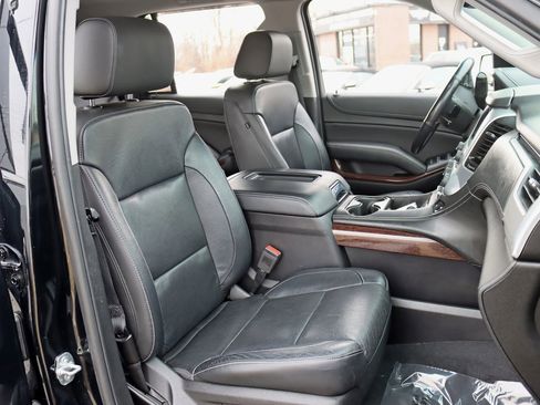 Used 2019 GMC Yukon SLT image 29