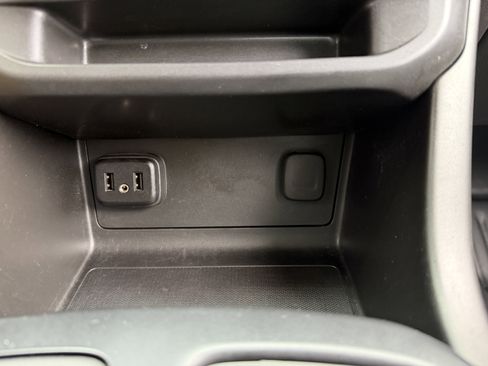 Used 2022 Chevrolet Colorado W/T w/ WT Convenience Package image 37