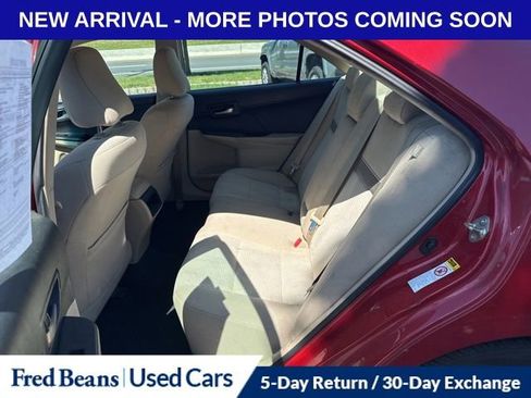 Used 2014 Toyota Camry LE FWD image 11