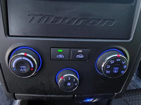 Used 2008 Hyundai Tiburon GS image 7