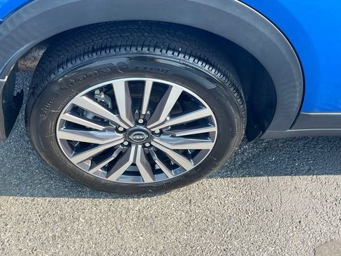 Used 2024 Nissan Kicks SV FWD image 10
