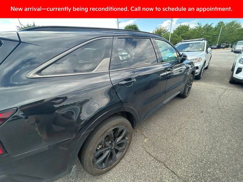 Used 2023 Kia Sorento SX AWD/4WD image 13