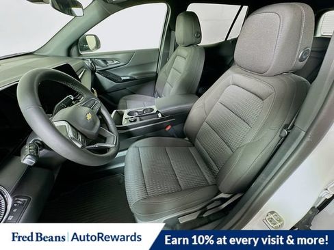 New 2026 Chevrolet Equinox LT AWD/4WD image 17