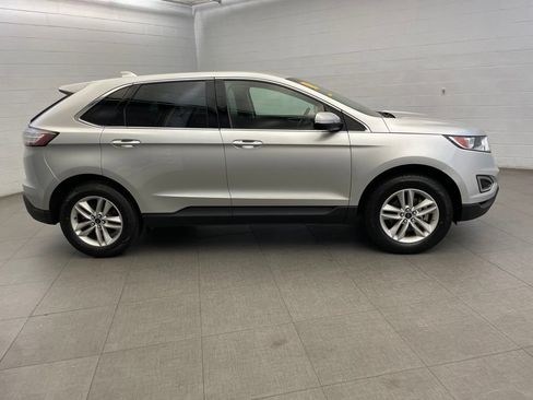 Used 2018 Ford Edge SEL w/ Equipment Group 201A FWD image 5