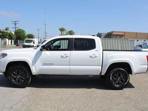 Used 2023 Toyota Tacoma SR5 RWD image 7