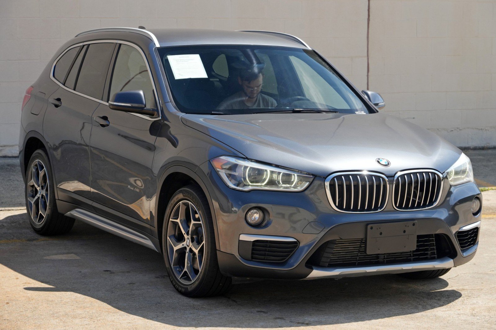 Used 2017 BMW X1 xDrive28i w/ Cold Weather Package AWD/4WD image 50