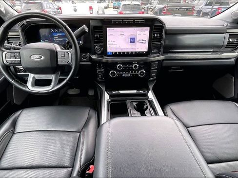 Used 2024 Ford F250 Lariat w/ Lariat Ultimate Package AWD/4WD image 7