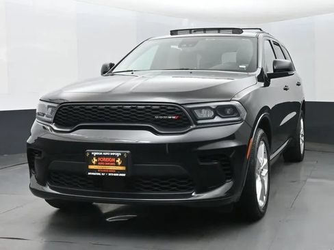 Used 2024 Dodge Durango GT AWD/4WD image 1