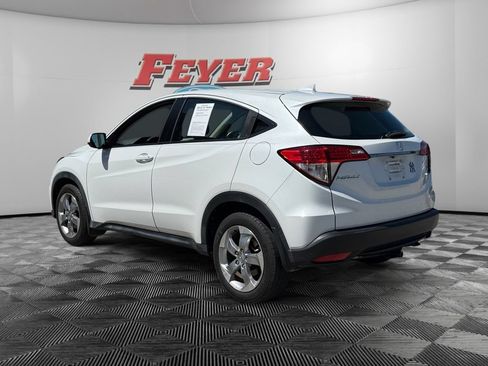 Used 2022 Honda HR-V LX image 3