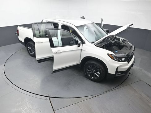 Used 2025 Honda Ridgeline Sport image 50