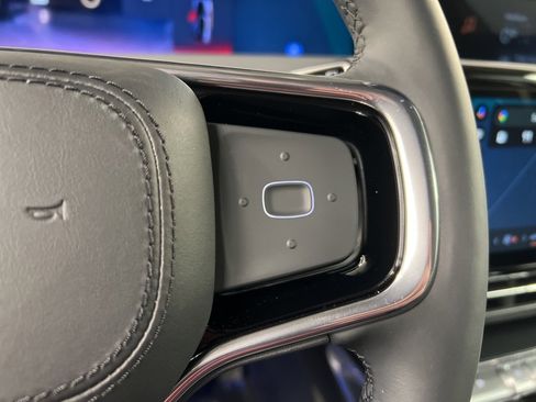 New 2026 Lincoln Nautilus Premier image 21