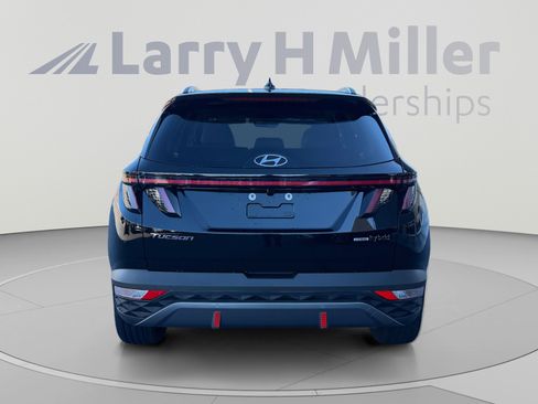 Certified 2024 Hyundai Tucson Limited AWD/4WD image 4