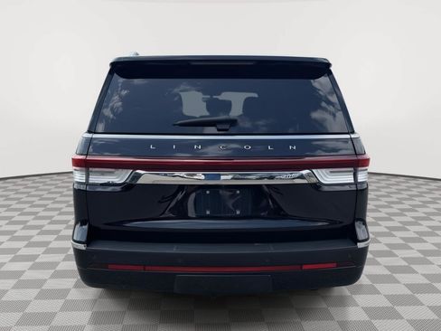 Used 2024 Lincoln Navigator Reserve AWD/4WD image 6