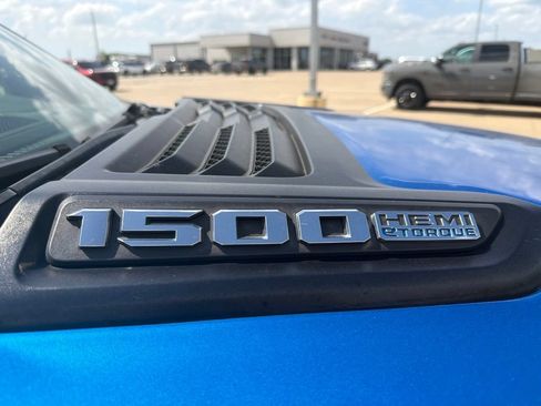 Used 2021 RAM 1500 Laramie w/ Sport Appearance Package AWD/4WD image 5