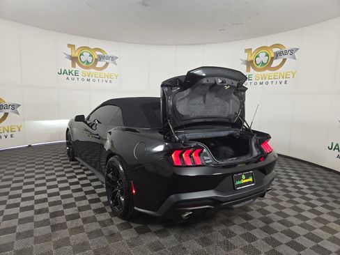 Used 2024 Ford Mustang Premium RWD image 31