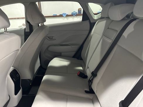 Used 2024 Hyundai Kona SEL image 12