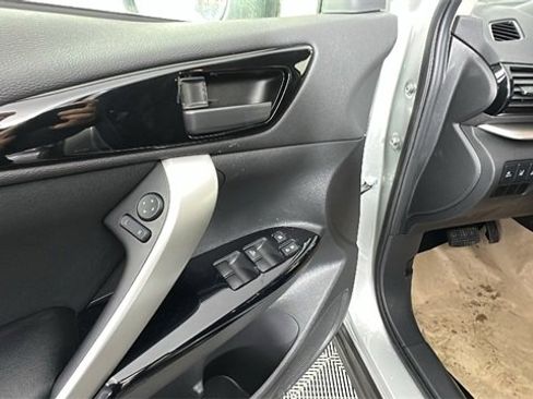 New 2025 Mitsubishi Eclipse Cross LE image 29
