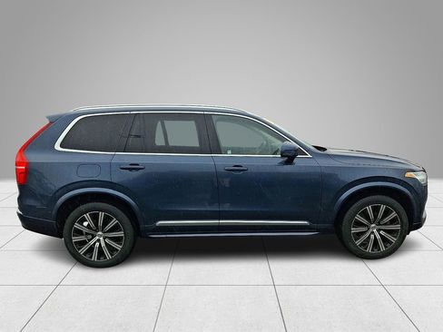 Used 2023 Volvo XC90 B5 Plus w/ Protection Package AWD/4WD image 8
