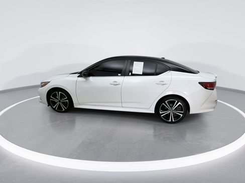 Used 2021 Nissan Sentra SR FWD image 7