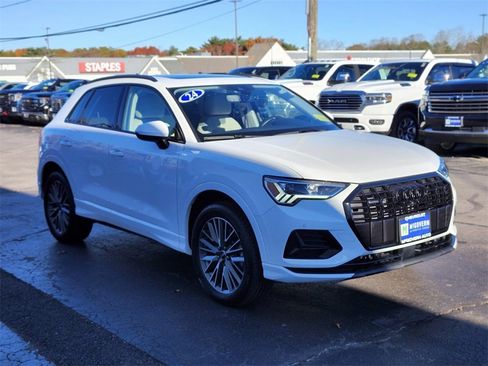 Used 2024 Audi Q3 2.0T Premium Plus image 7