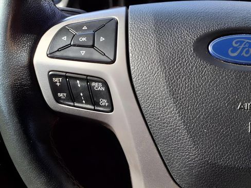 Used 2019 Ford Ranger XLT w/ Equipment Group 302A Luxury image 7