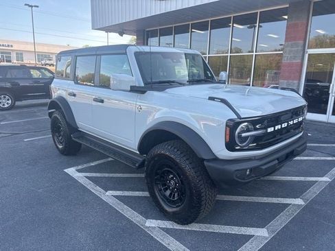 New 2026 Ford Bronco Outer Banks w/ Sasquatch Package AWD/4WD image 5