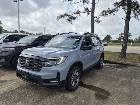 Used 2022 Honda Passport TrailSport image 1