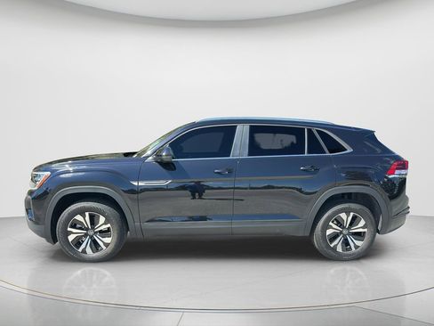 New 2026 Volkswagen Atlas Cross Sport SE image 2