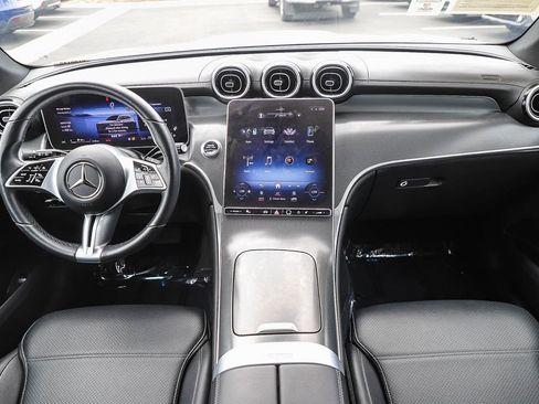 Used 2024 Mercedes-Benz GLC 300 image 14